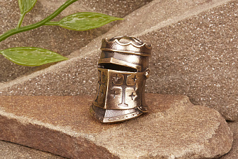 Бусина на темляк Шлем Ричарда от мастерской Крымская бронза