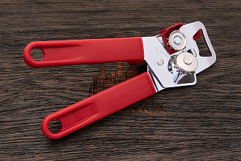 Универсальная открывалка Victorinox красный