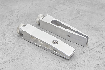 Зажим двойной цельно-фрезерованный, комплект 2шт.