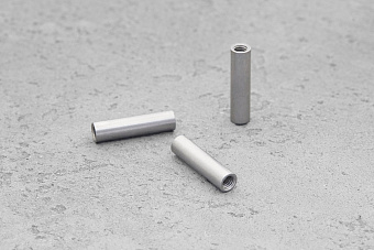 Втулка М4 нержавеющая сталь, 5,0x20,0 мм