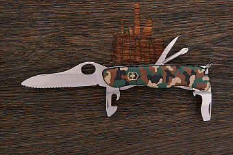 Складной нож Victorinox Trailmaster камо