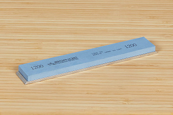 Камень «Boride T2 F1200» на бланке 150×25×6.5мм