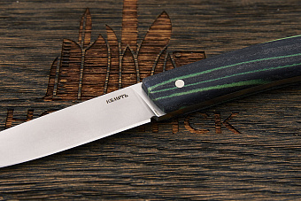 Разделочный нож Къметь Игла, сталь LO-K 2379, рукоять микарта черно-зеленая
