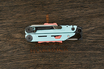 Мультитул Leatherman Signal Aqua (19 функций)