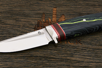 Нож шкуросъемный Геннадия Дедюхина Упёртый, клинок 89мм, сталь N690, рукоять микарта черно-зеленый