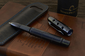 Титановая тактическая ручка Дмитрия Стрельцова «Ас. Mad Russian»